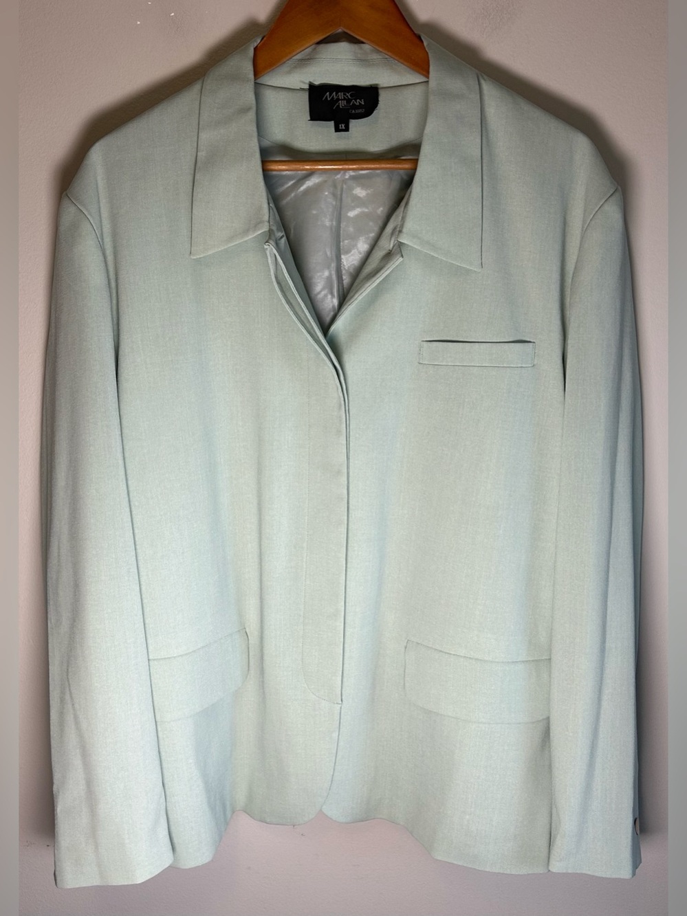 Marc Allan Women’s Blazer Jacket Sz 1X Light Sage Green 3 Button Hidden Closure